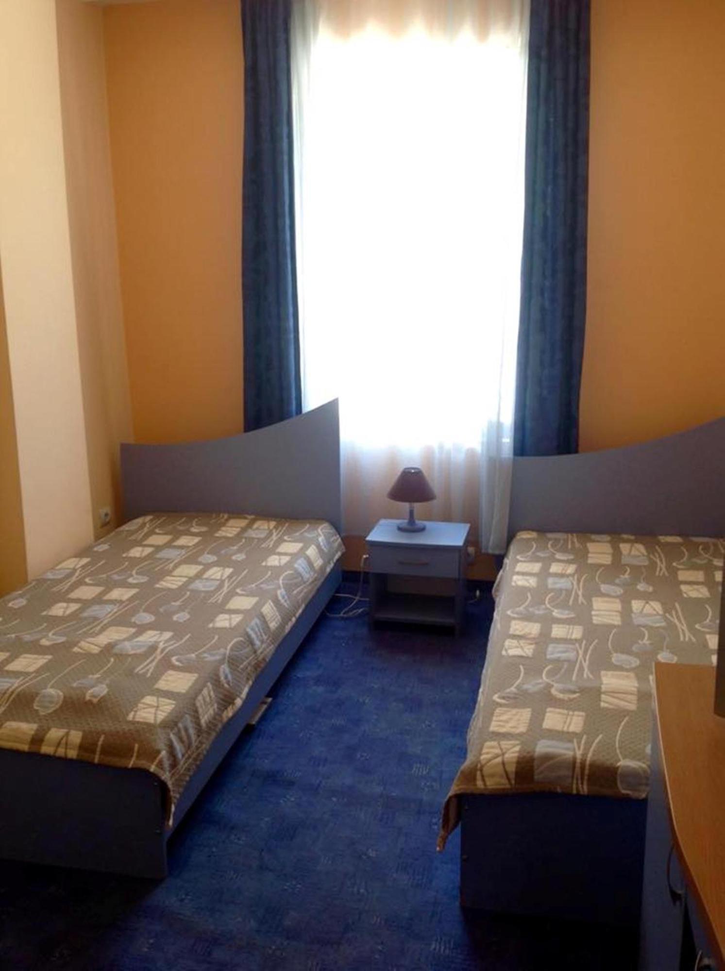 Hotel Shterev Sopot Quarto foto
